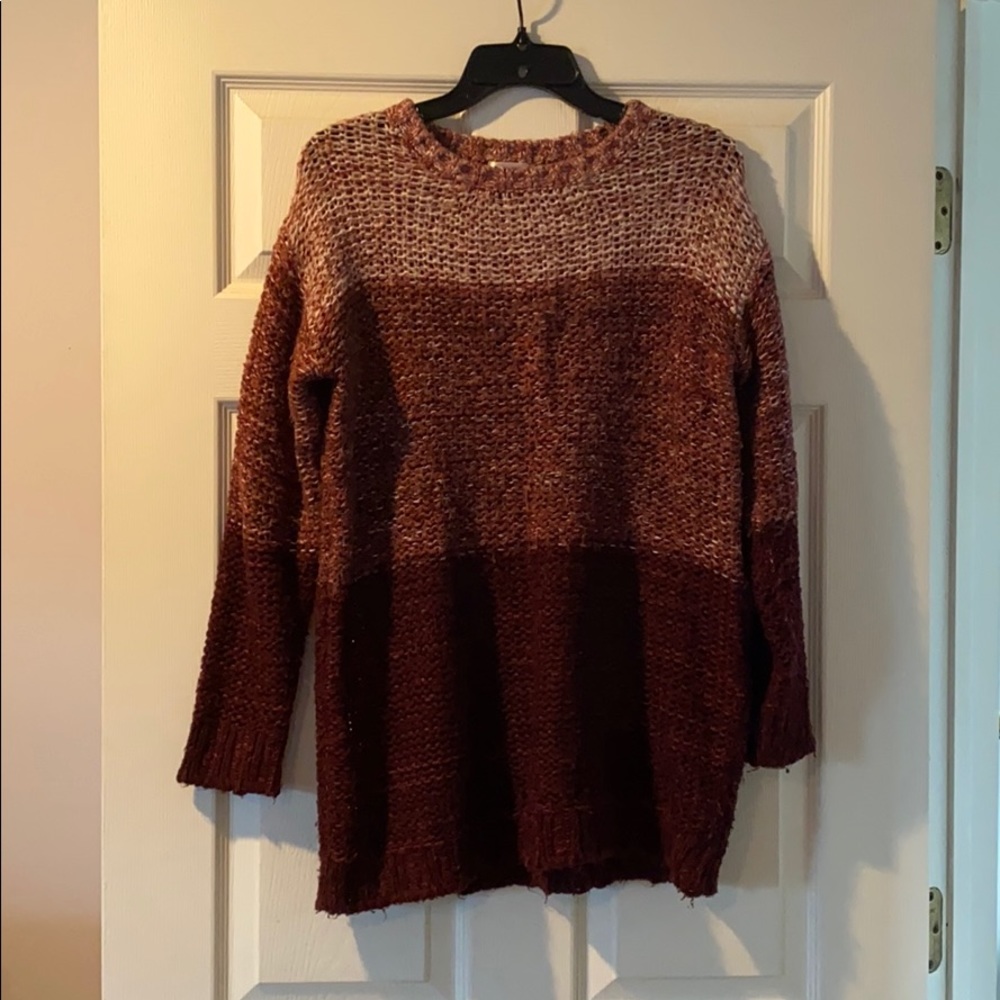 Xhilaration sweater - burgundy